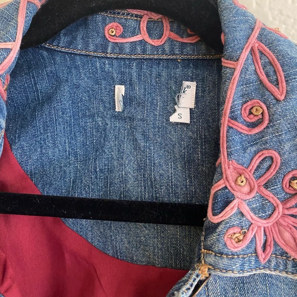 Embroidered denim jacket - Picture 2 of 5